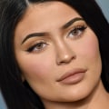 Where Does Kylie Jenner Get Her Eyelashes Done? An Expert's Guide