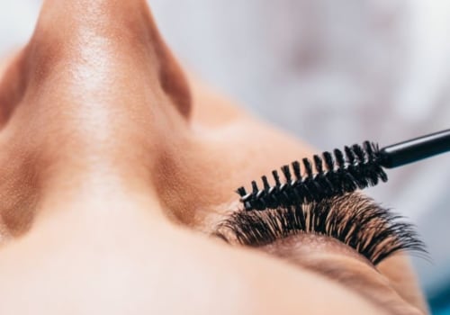 Everything You Need to Know About the Eyelash Growth Cycle